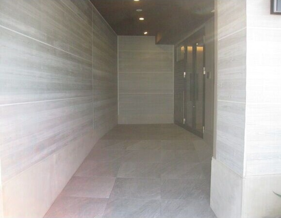 LUXE　SHOEI　NEYAGAWA　MIDORIMACHIのロビー