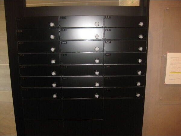 LUXE　SHOEI　NEYAGAWA　MIDORIMACHIのエントランス