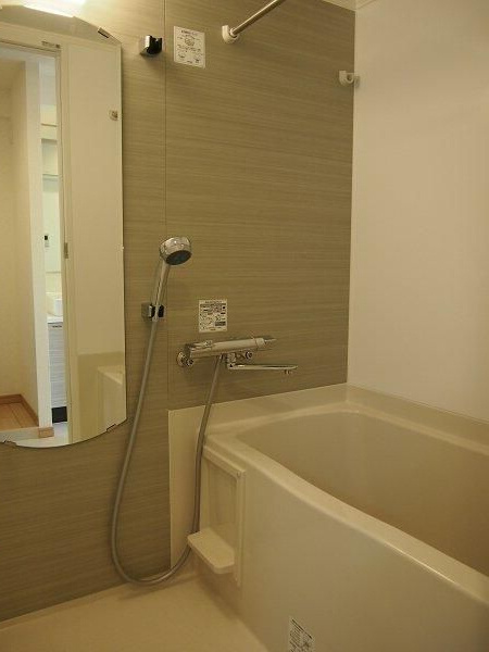 ルーブル中板橋の浴室