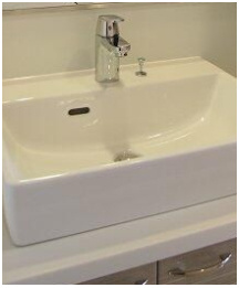 ルーブル中板橋の独立洗面台