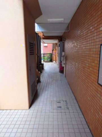 サンライトツチヤのエントランス