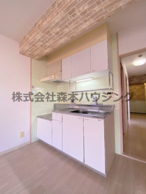 【キッチン】 | 　グリーンアイル | キッチンでお料理をお楽しみください