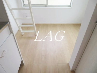 【居間・リビング】 | フェリスフルート | 洋室のお部屋です。