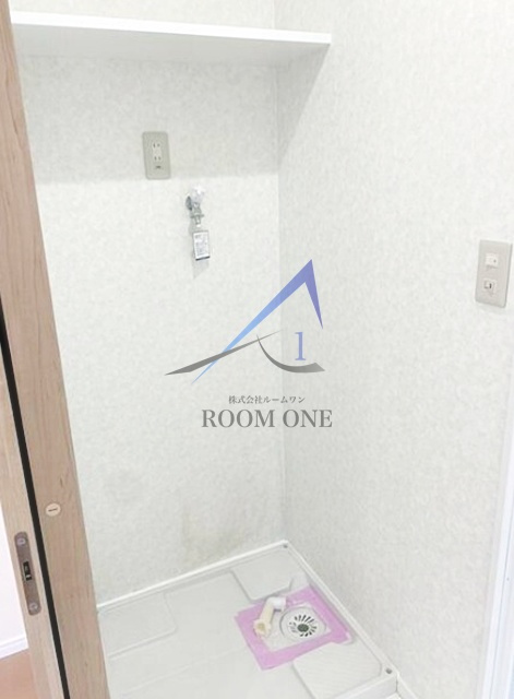 山一西尾久ステーツの設備|洗濯機置き場です。