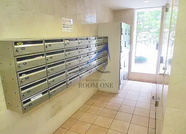 サンシティアヴァンツァーレ文京本郷のその他共用部分|集合ポストです。