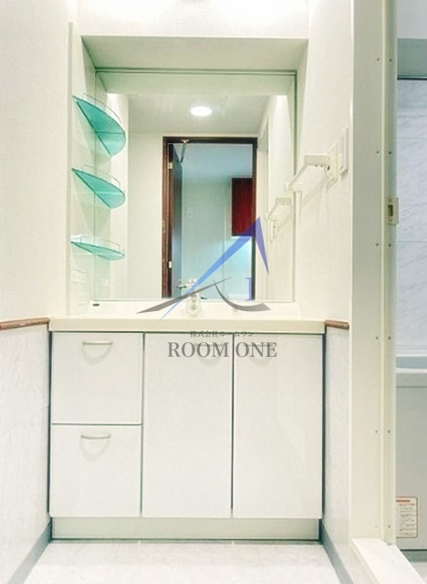 サンシティアヴァンツァーレ文京本郷の洗面所|洗面台です。