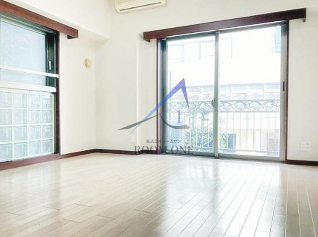 サンシティアヴァンツァーレ文京本郷の居間・リビング|洋室のお部屋です。