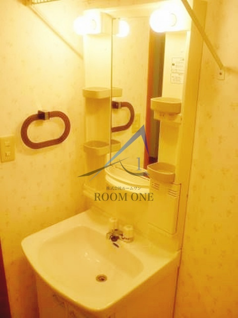 シャルム・ローゼの洗面所|洗面台です。