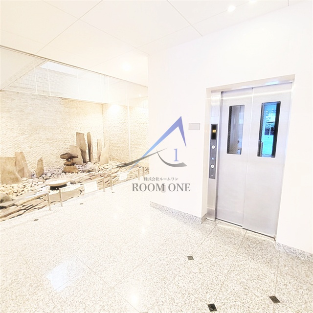 ＲＡＬＬＹ´Ｓ（ラリーズ）のその他共用部分|エレベーターです。