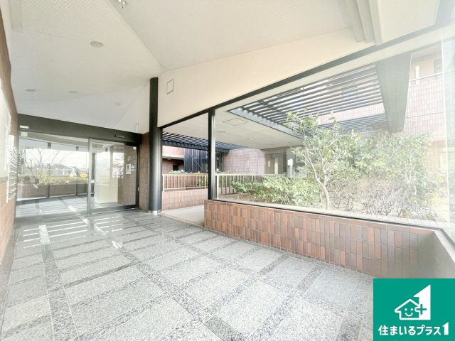 ベルク浜寺公園のロビー