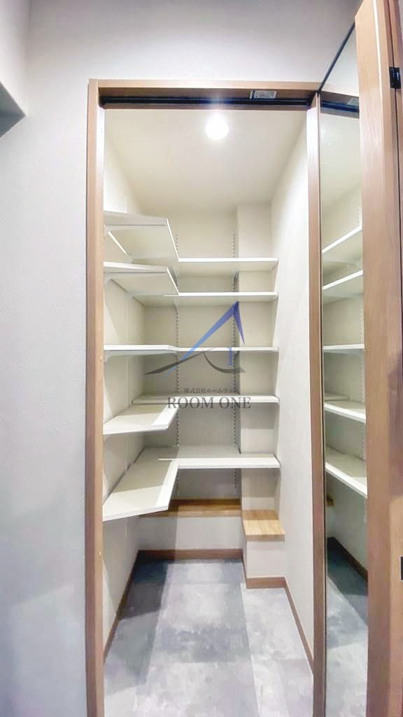 赤門ロイヤルハイツの内装