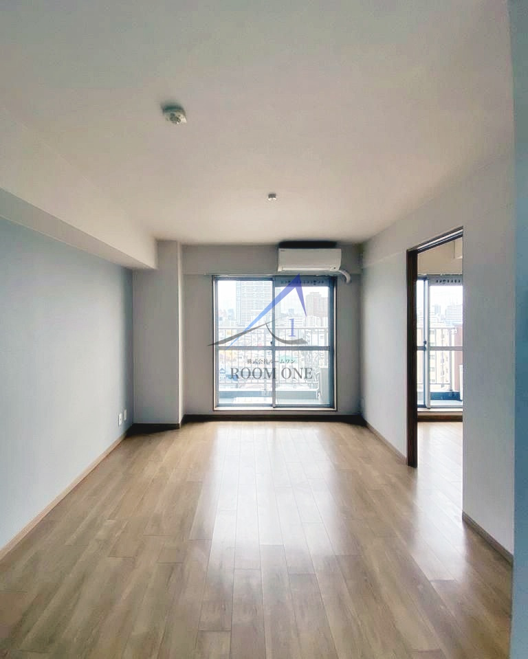 赤門ロイヤルハイツの居間・リビング|洋室のお部屋です。