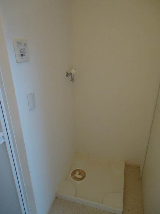 ドルフ東久万Ⅱの区画図|室内洗濯機置場