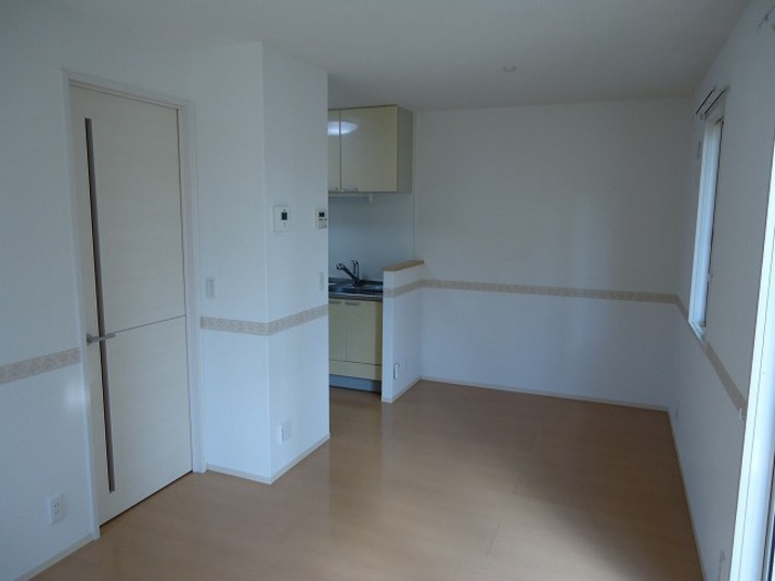 ドルフ東久万Ⅱの居間・リビング|リビングダイニングキッチン