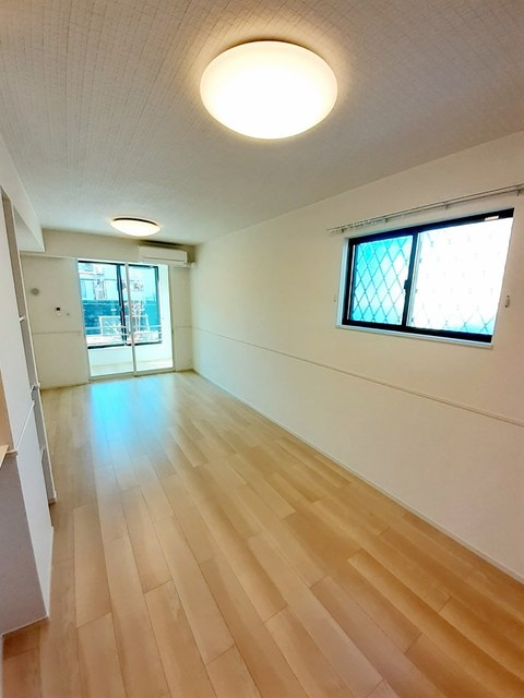 Ｍａｒｉｏ鴨部Ｂの居間・リビング|居室・リビング