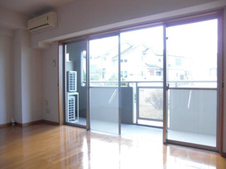 【居間・リビング】 | モニュメントスクエア壱番館