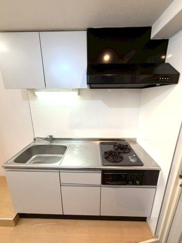 新宿区西新宿４丁目の賃貸マンションのキッチン