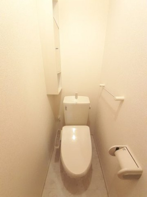 【トイレ】 | ベラ　クオーレⅡ | 清潔感のあるトイレです