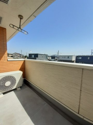 【バルコニー】 | アルデーアＢ | 開放的で明るい空間を演出してくれるバルコニーです