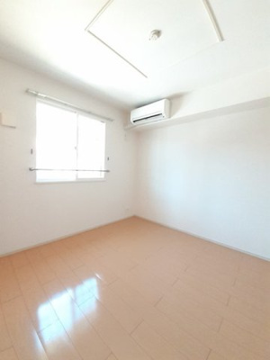 【内装】 | アルデーアＢ | 明るい室内です