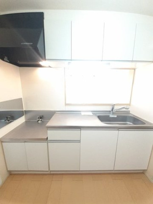 【キッチン】 | レザンⅡ | きれいなキッチンです