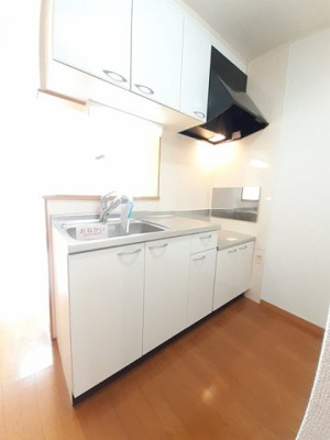 【キッチン】 | レジデンス手城 | キッチンでお料理をお楽しみください