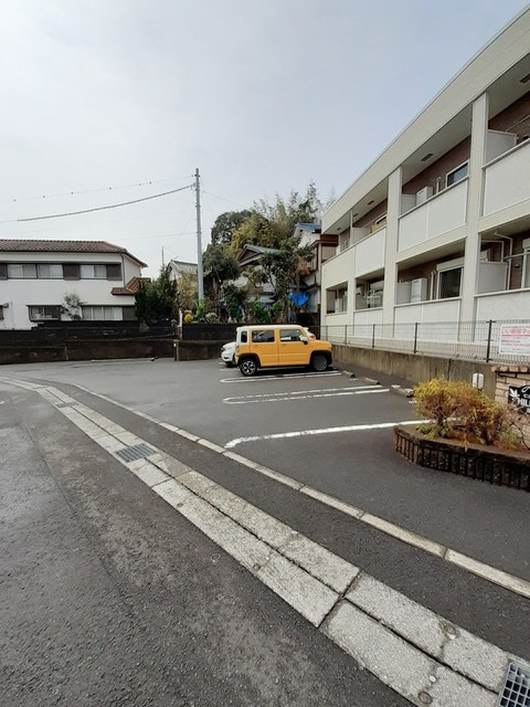 ヒルサイド福井の駐車場|駐車場