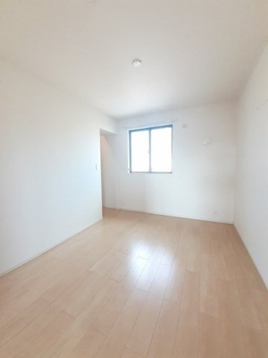 【内装】 | アップルⅡ | 明るい室内です