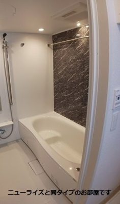 【浴室】 | ロイセレストＢ | お風呂で日々の疲れを落としましょう