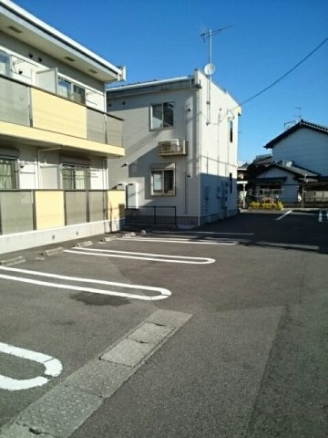 ブラウェ　フェーゲルの駐車場|駐車場