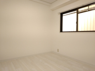 【洋室】 | エスポアール芦屋