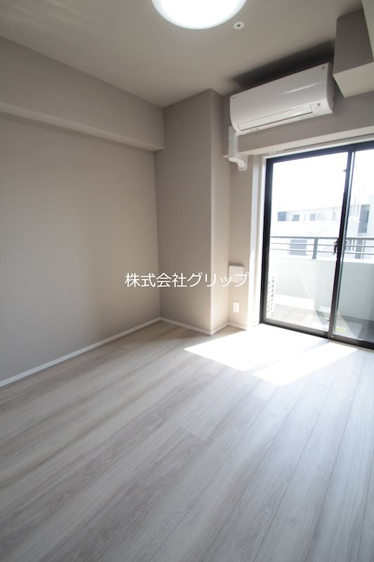 Le'a川崎参番館の洋室