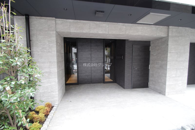 Le'a川崎参番館のエントランス