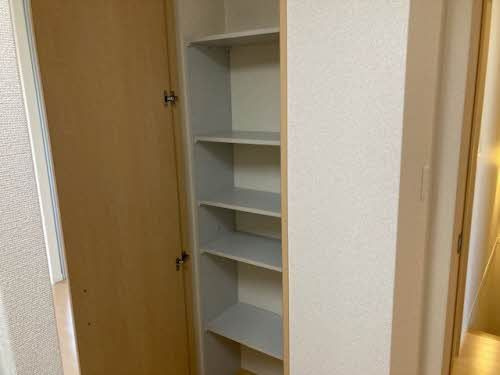 シャーメゾン金龍寺丁の収納