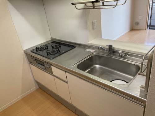 シャーメゾン金龍寺丁のキッチン