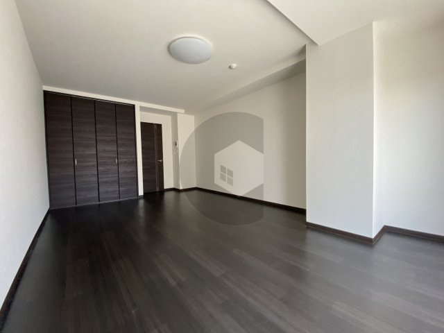 ミワパラディ荒本西の洋室