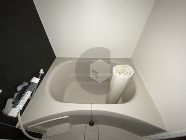 ミワパラディ荒本西の浴室