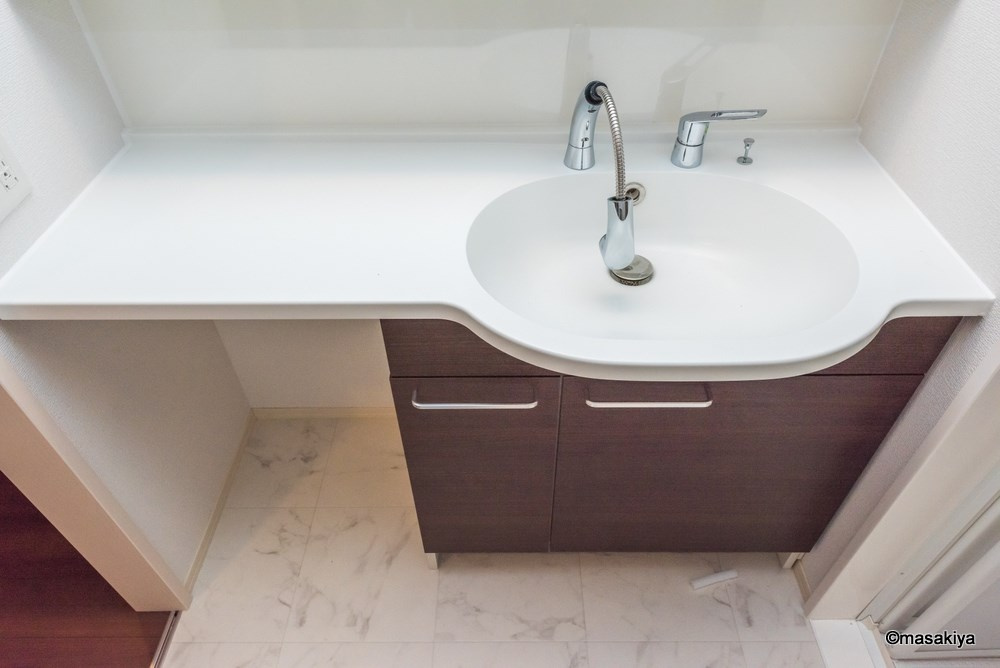 ジョイキューブ吉田の洗面所|洗面・脱衣