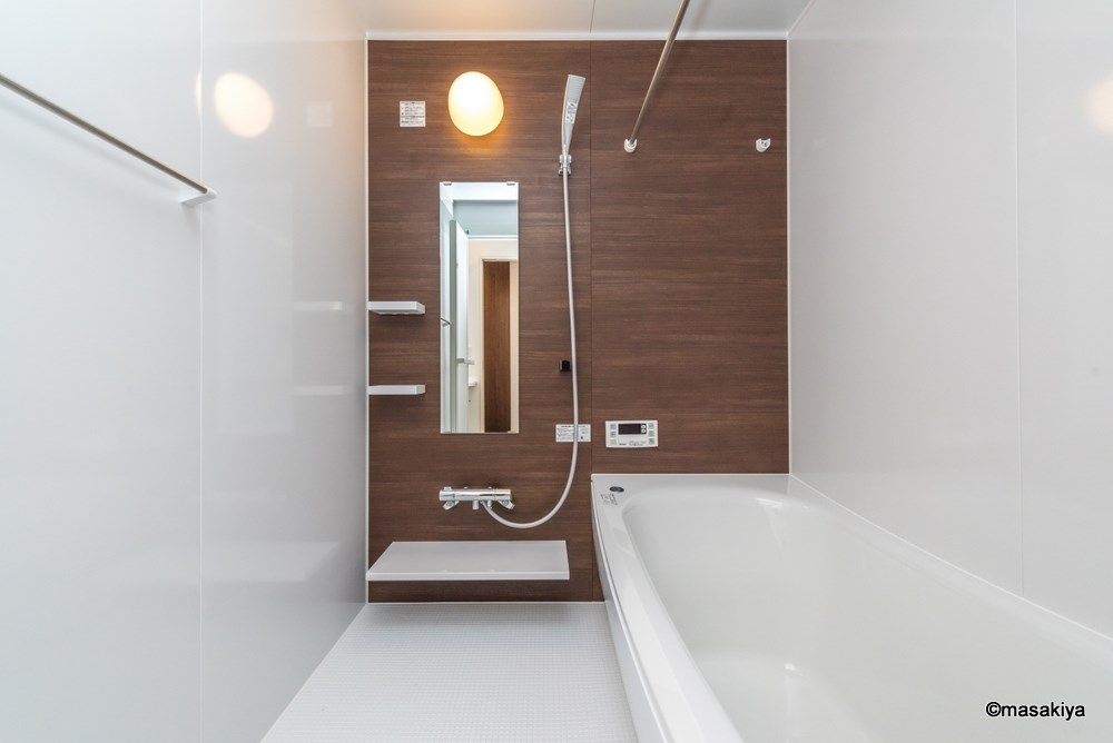 ジョイキューブ吉田の浴室|お風呂　一坪タイプで広々です。