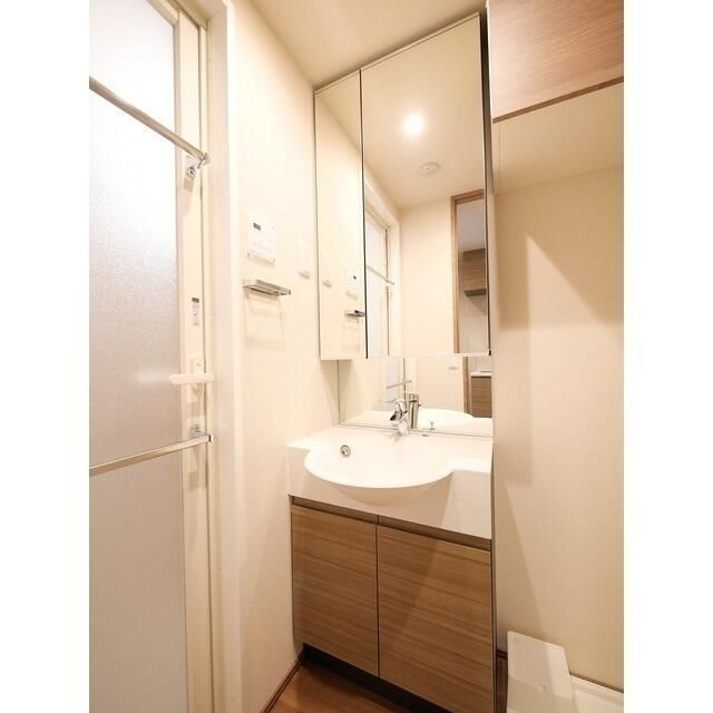 ディームス蔵前の洗面所