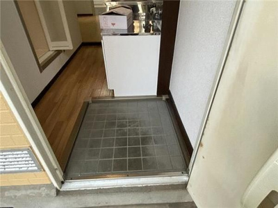 【玄関】 | メゾン峰岡