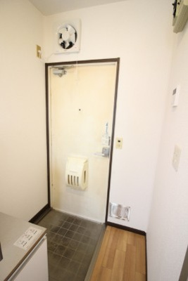 【玄関】 | メゾン峰岡