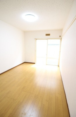 【寝室】 | メゾン峰岡