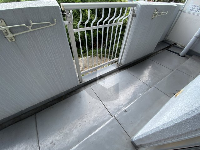 サンハイツ稲田のバルコニー