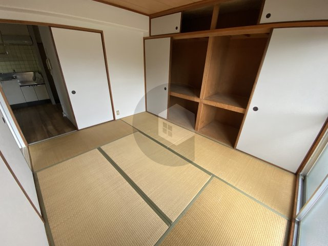 サンハイツ稲田の和室