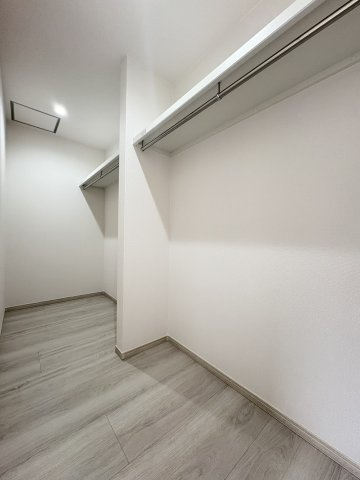 宇治市伊勢田町砂田戸建の収納