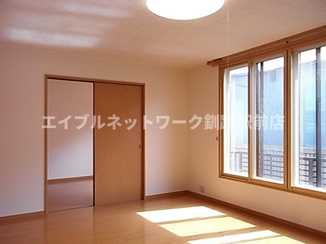 ハーバーサイドＢの居間・リビング