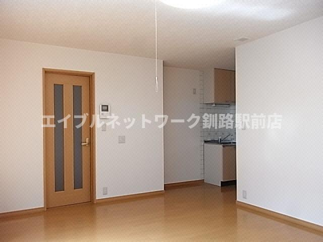 ハーバーサイドＢの居間・リビング