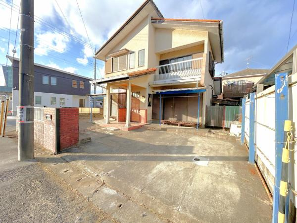 宇都宮市簗瀬町　4ＬＤＫ　中古住宅の外観