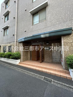 【エントランス】 | ステラート田園調布　は三都市アース中延店へお任せください！　ご内覧可能なお部屋は物件現地お待ち合わせご案内可能です！